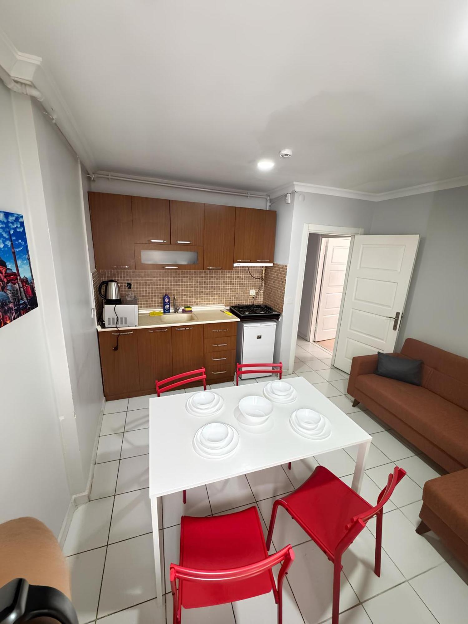 Bed & Breakfast Family 3*
